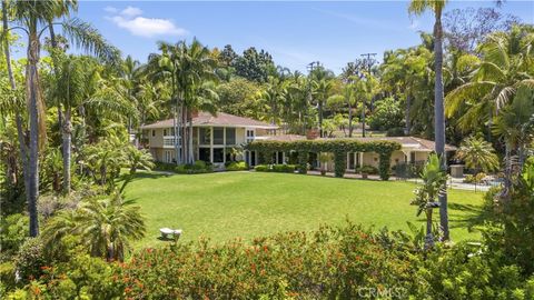 A home in North Tustin