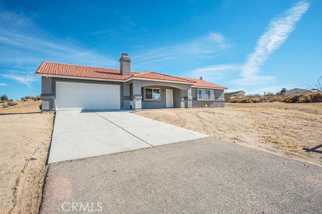 NEWER HOME WITH 4 BEDROOMS 2 FULL BATHS. GRANITE COUNTER TOPS IN KITCHEN AND BATHROOMS, NEW CARPET, NEW INTERIOR PAINT AND EXTERIOR PAINT. TILED FLOORS. Association Amenities: None # of RV Spaces: 0NONE Lot Location Type: Standard Location Special Features: Cable TV # of Attached Spaces: 2 # of Detached Spaces: 0