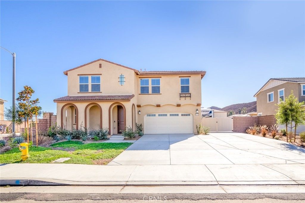 listing image 130728643733619854013