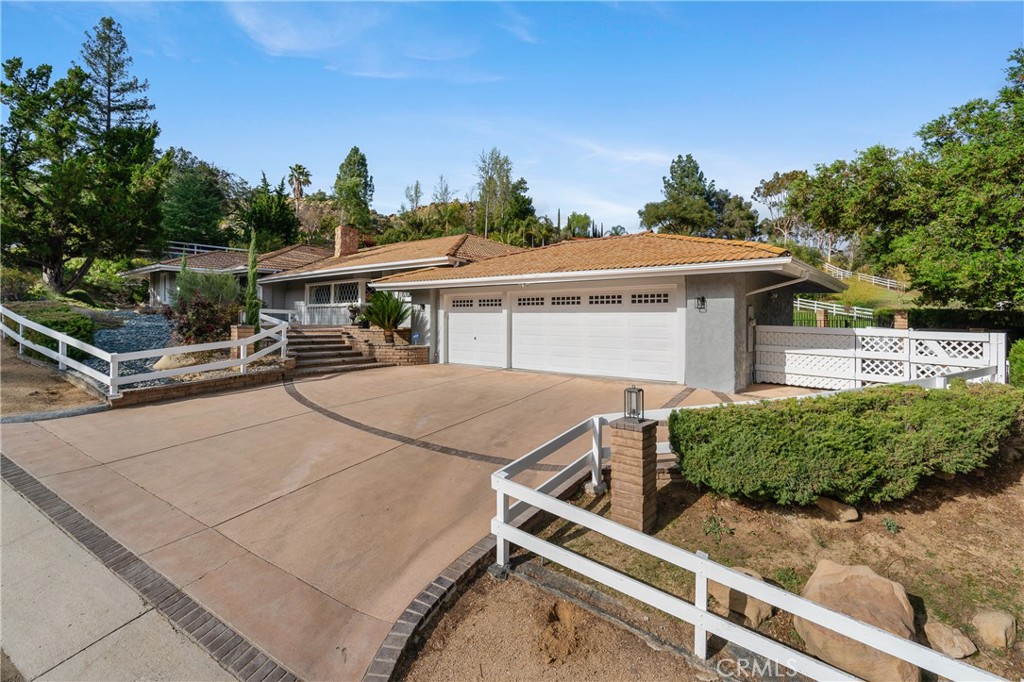 95 Buckskin Road