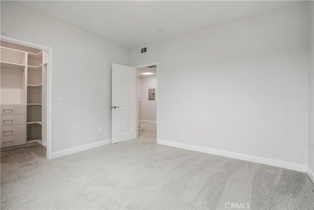 listing image 30