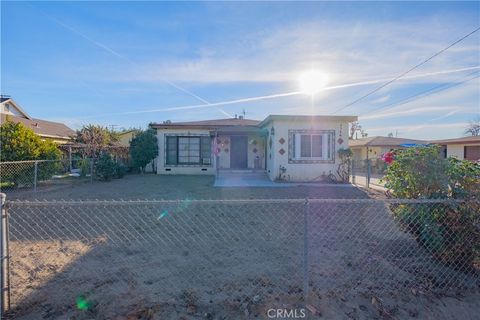 A home in El Monte