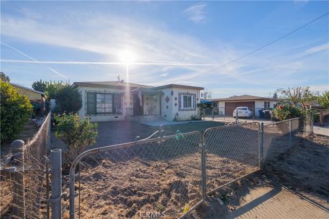 A home in El Monte