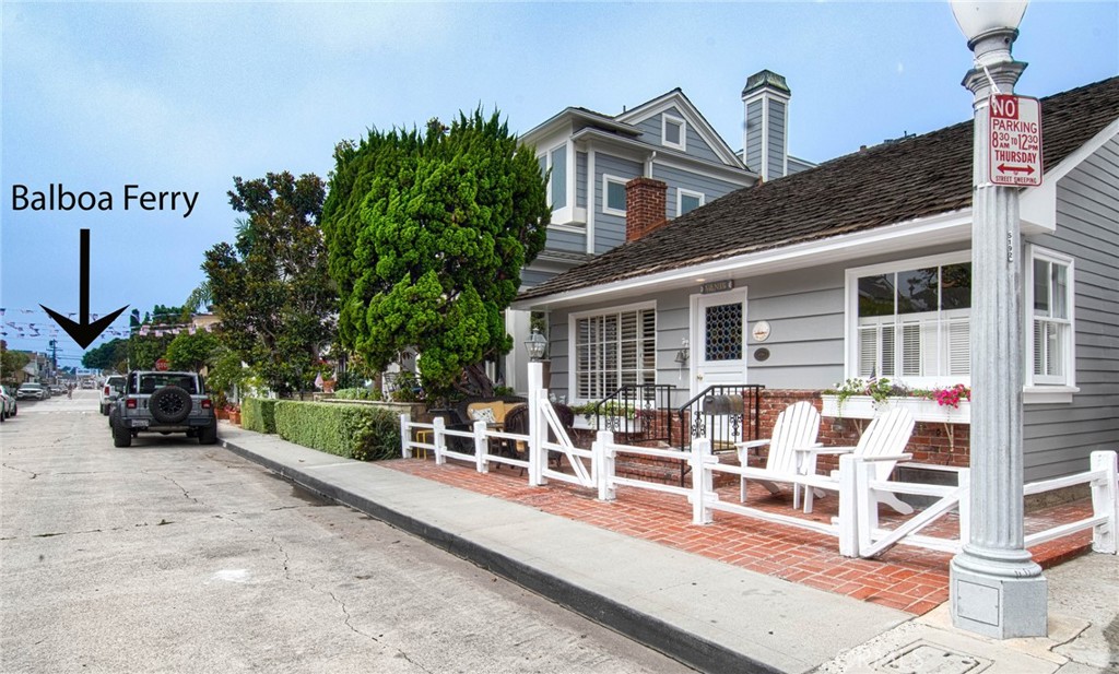 209 Agate Avenue