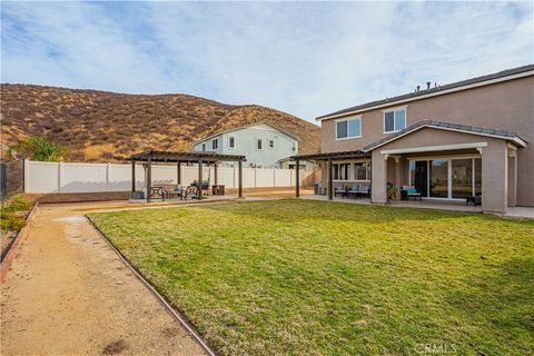 A home in Lake Elsinore