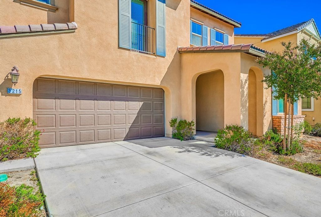 listing image 130720714123763350446