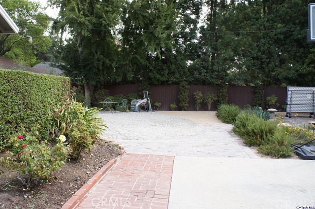 Not Applicable-105 - Residential Lease