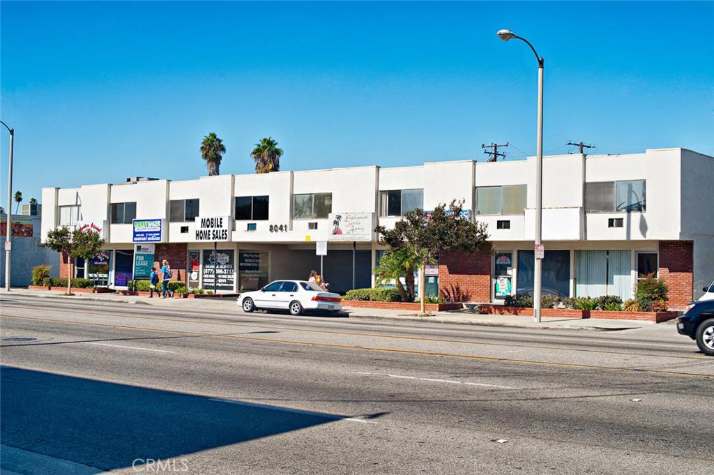 The Shupp Commercial Plaza is a two-story commercial building consisting of retail/office space on the bottom floor, and fifteen (15) office suites on the second floor. Built in 1963, the property is currently occupied by nineteen (19) tenants which consists 10,596SF (approx.) of rentable space, with a lot size of 20,579SF (approx.). The Shupp Commercial Plaza is currently 100% leased out.