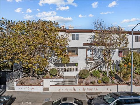 A home in Sylmar