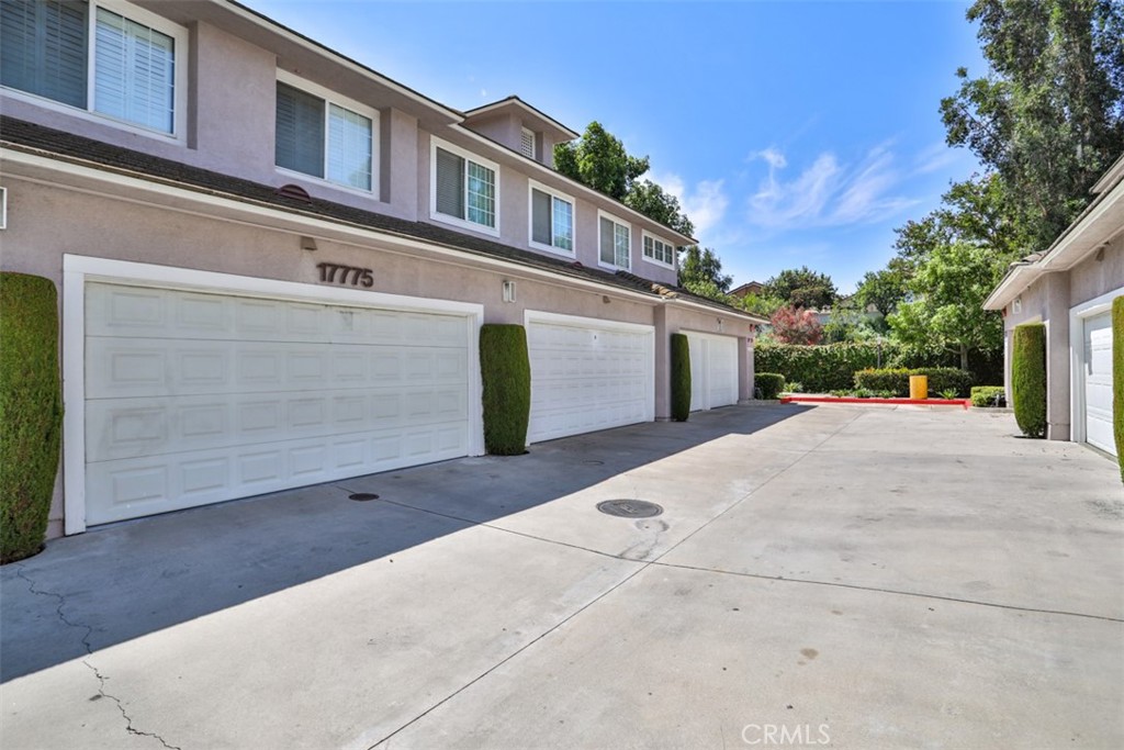 Photo 20 of 21 of 17775 Newton 57 townhome
