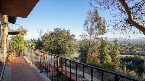 A home in La Verne