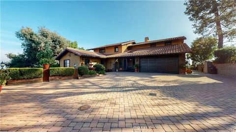 A home in La Verne