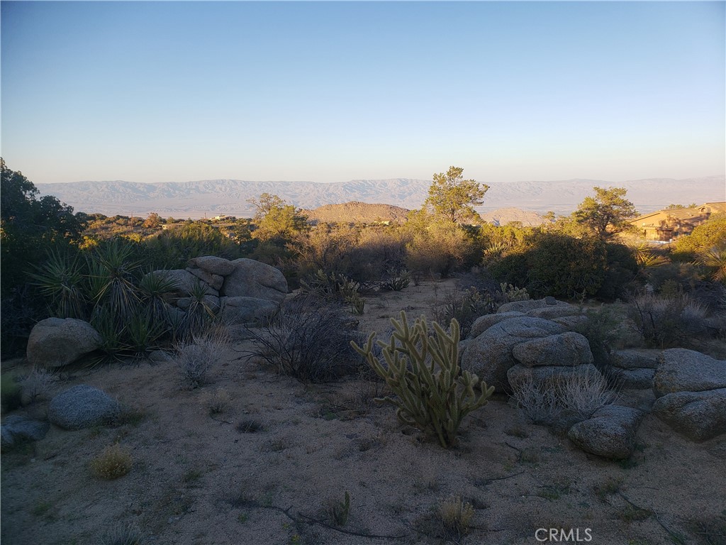 Pinyon Crest (32607) - Land
