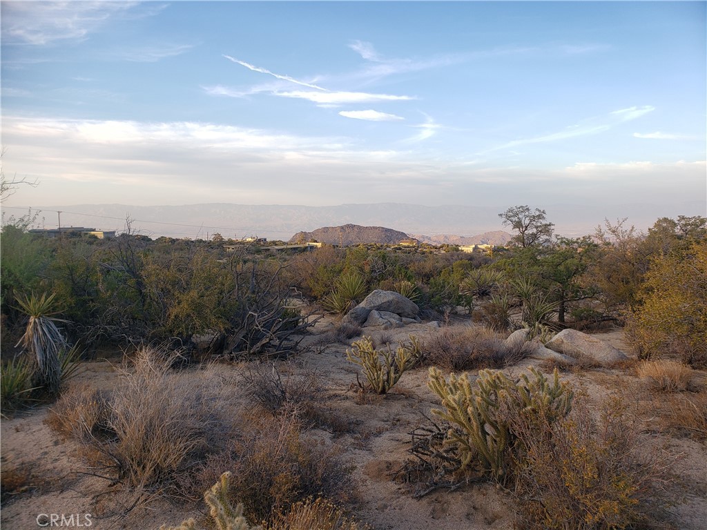 Pinyon Crest (32607) - Land