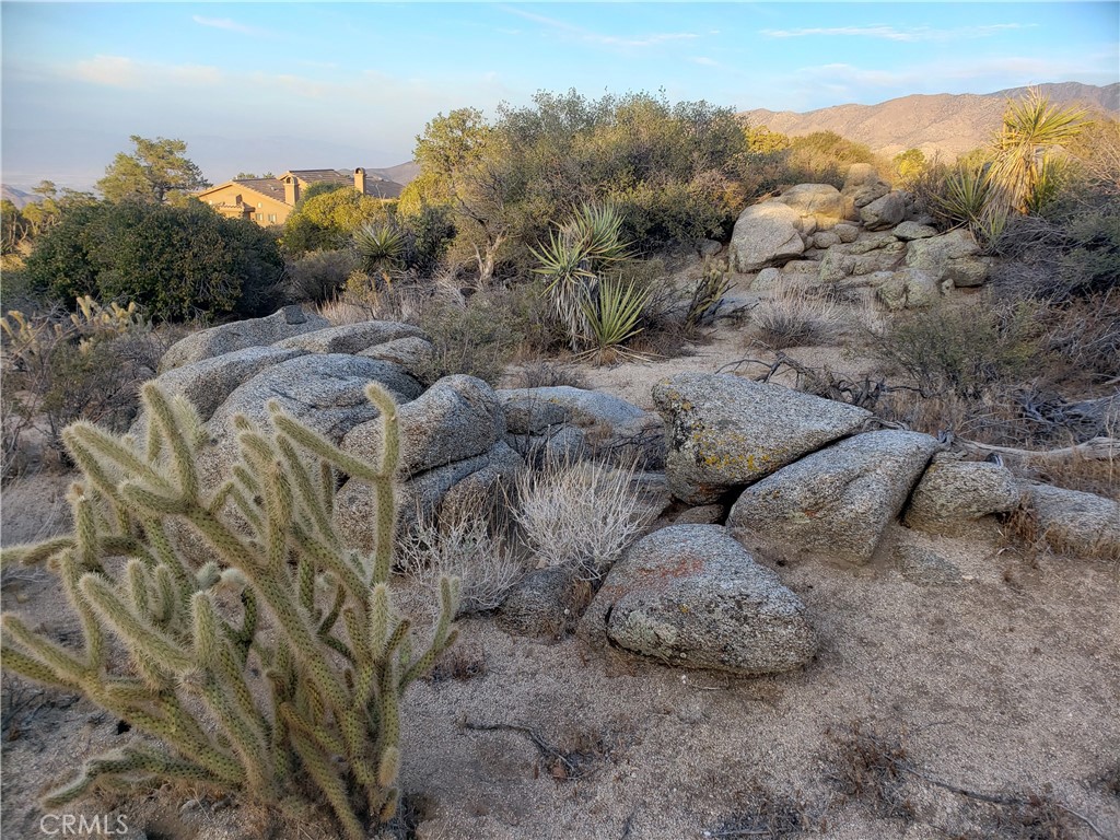 Pinyon Crest (32607) - Land