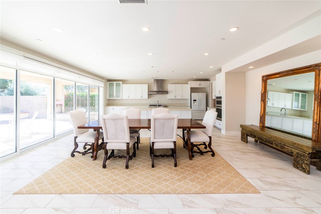 20 Anacapa Lane
