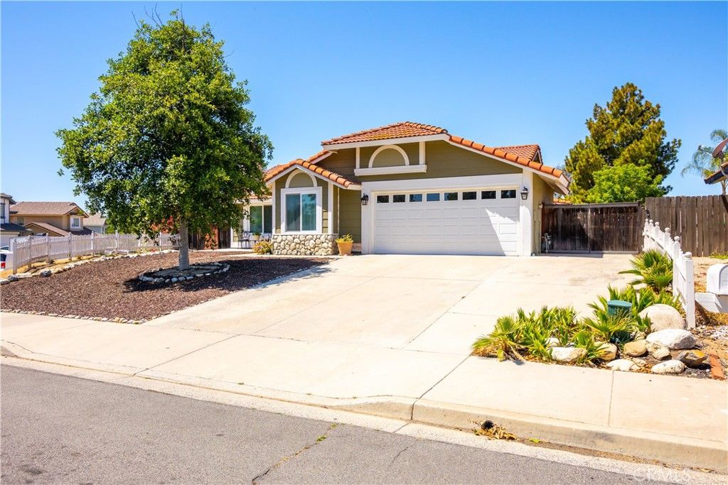 listing image 130728819286786650315