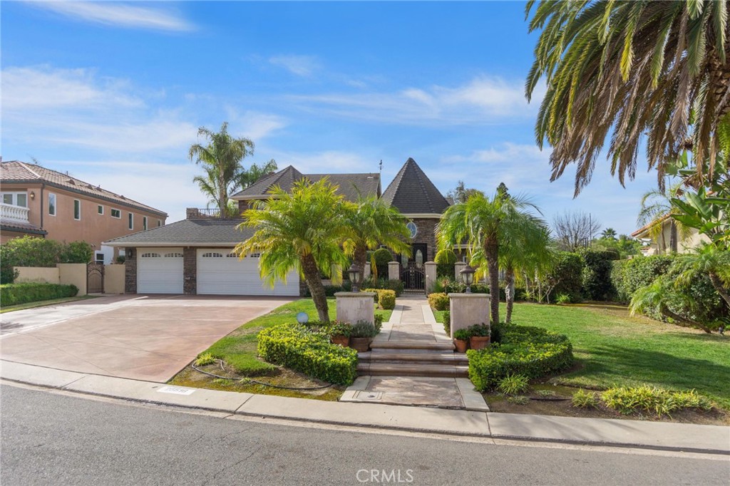25516 Lone Pine Circle