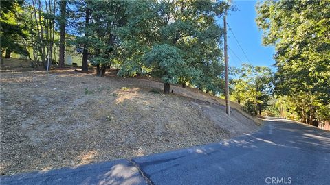Photo of 72 Park Drive, Running Springs, CA 92382 (MLS # EV24169031)