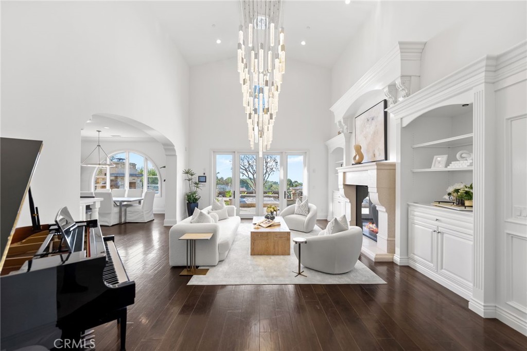 La Cima (LACM) - Residential