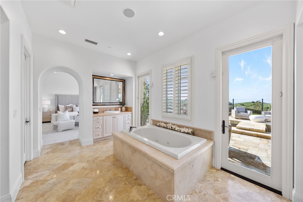 La Cima (LACM) - Residential