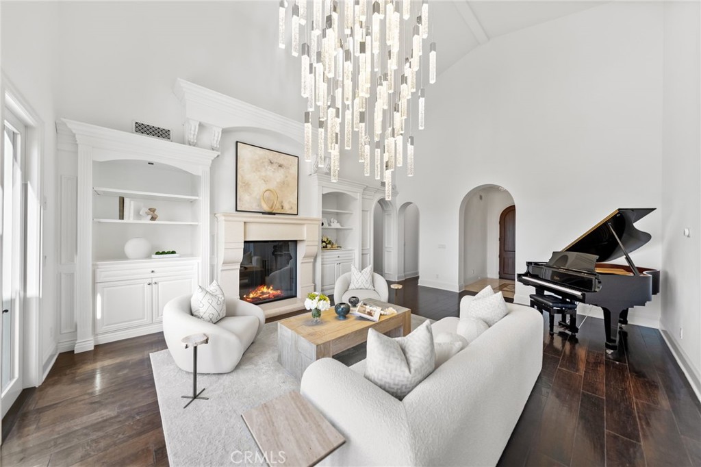 La Cima (LACM) - Residential