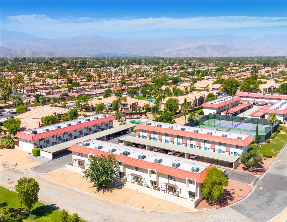 Monta Vista Townhomes - Residential Income