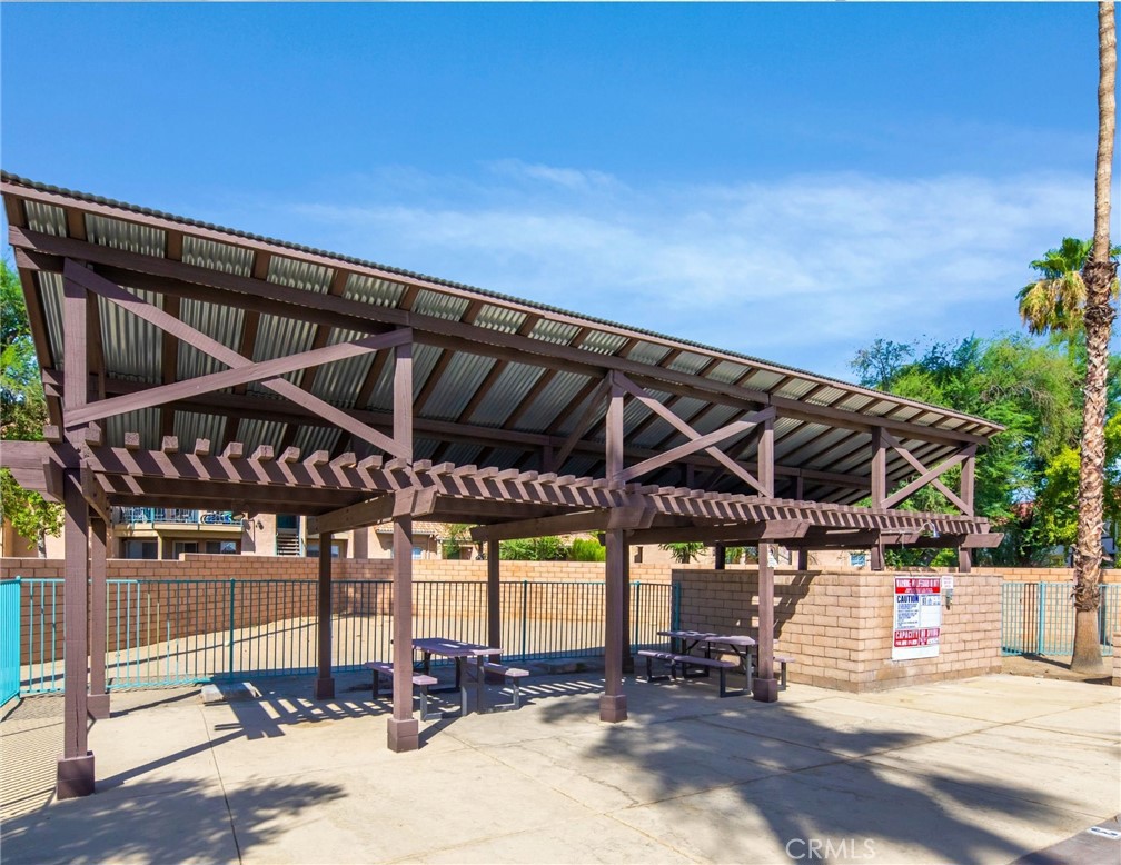 Monta Vista Townhomes - Residential Income