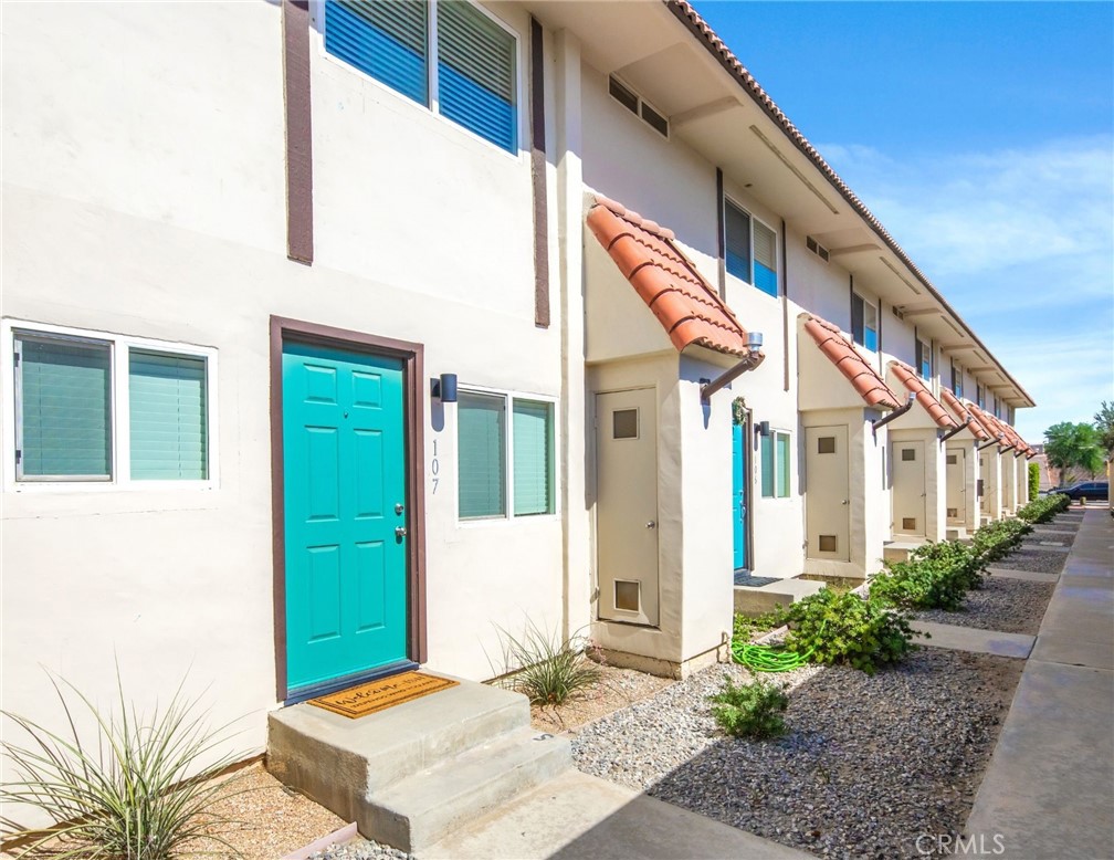 Monta Vista Townhomes - Residential Income