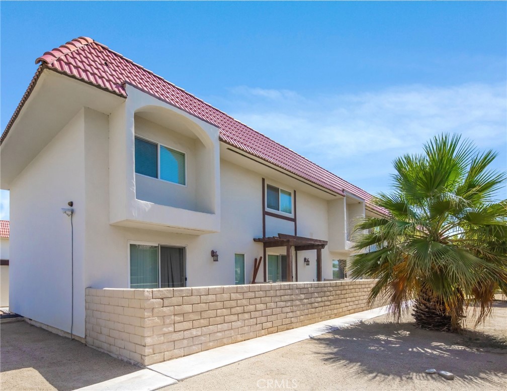 Monta Vista Townhomes - Residential Income