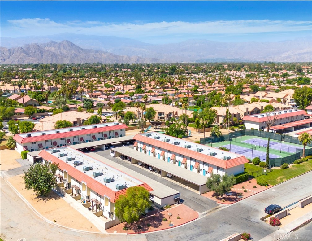 Monta Vista Townhomes - Residential Income