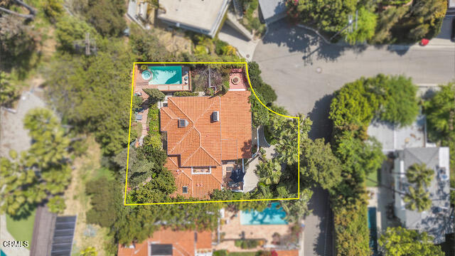 8855 St Ives Drive