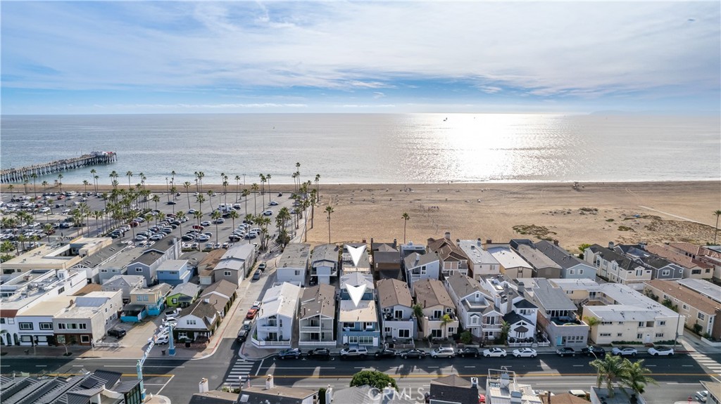 417 E Balboa Boulevard