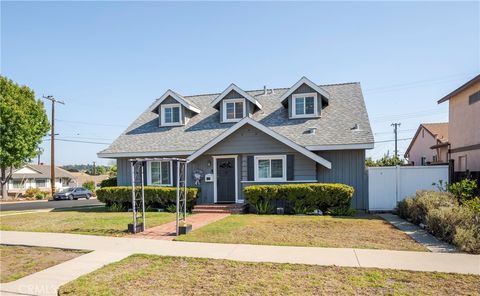 A home in La Mirada