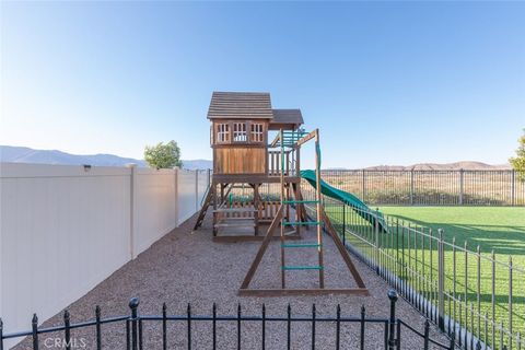 A home in Lake Elsinore