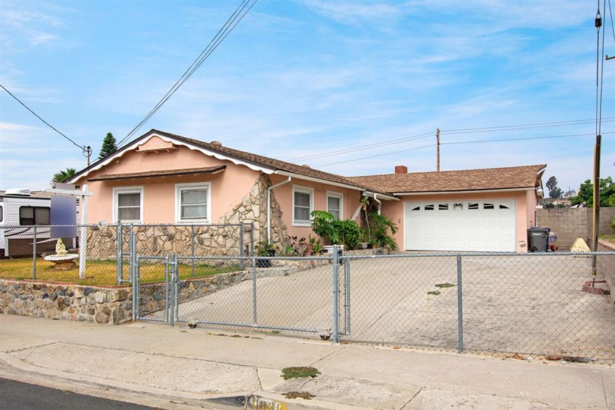 This charming home with a pool lies in the middle of San Altos Terrace. Fully fenced and walking distance to San Altos School makes this home great for any family. Recently remodeled pool is great to cool off on those hot summer days. Tile floors and an updated kitchen await your family get togethers. The exterior could use some cosmetic updates. Neighborhoods: San Altos Terrace Other Fees: 0 Sewer:  Sewer Connected Topography: LL,GSL