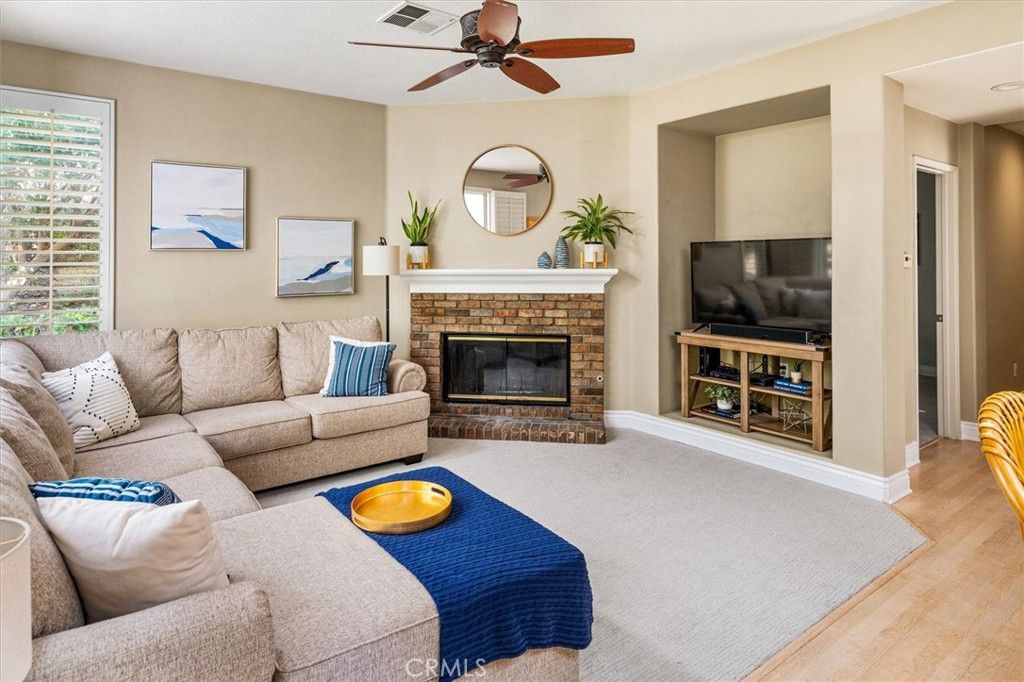 listing image 130721018929751184925