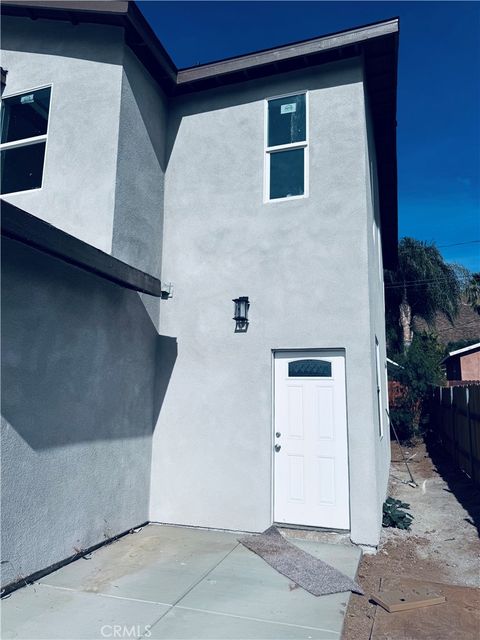 A home in Lake Elsinore