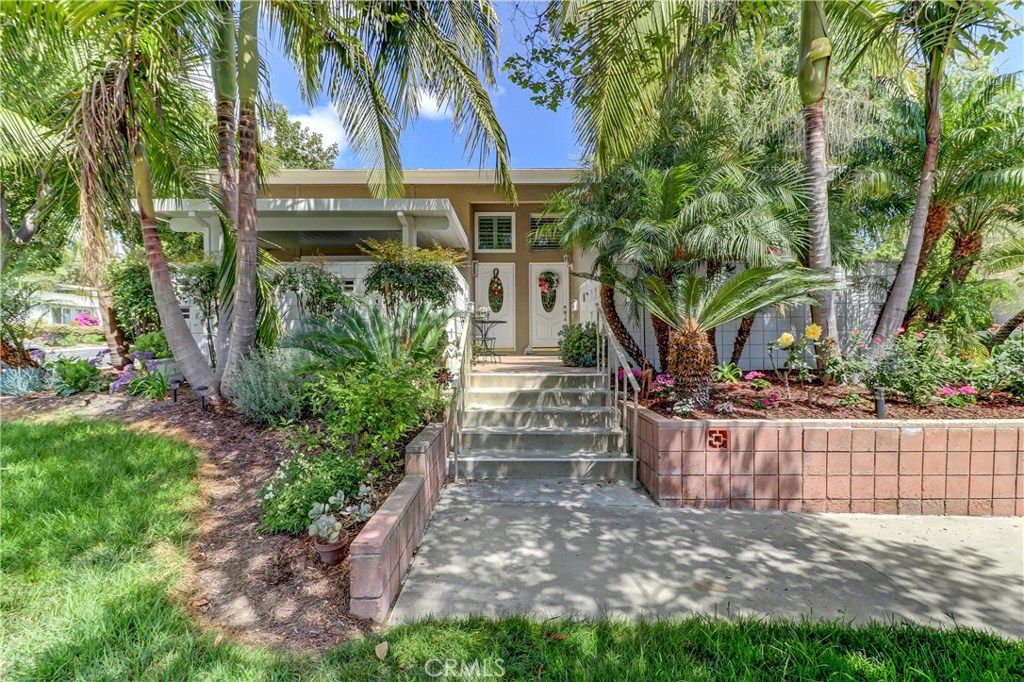 listing image 130724754544631935446