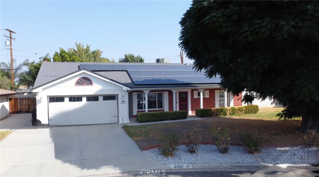 Discover this spacious and beautifully updated 3-bedroom, 3-bathroom home offering exceptional comfort and versatility. Featuring two primary suites, each with a full-size bathroom, this home is perfect for multi-generational living or those who value extra space.
!!Save money with owner paid solar!!
The open-concept kitchen has been tastefully updated with modern finishes and seamlessly flows into a dining area and two separate living spaces, providing flexibility for entertainment or relaxation. The large backyard is a true retreat, complete with a spa under a charming gazebo, a covered patio for outdoor gatherings, and lush green grass, making it ideal for families and pets.
Additional features include:
• Solar panels (owner covers the solar cost, reducing electricity expenses for tenants)
• Two-car garage with ample storage space
• Dedicated laundry area for convenience
• Two backyard storage sheds available for tenant use
Tenant to cover water, trash, gas, and electricity, while the owner pays for solar to help keep energy costs low. Pets are allowed but must remain outdoors; an additional pet fee may apply please contact for more information.
This home offers a rare combination of space, functionality, and savings on energy costs.
Call before applying.
Apply Here: https://apply.link/Cf1VMWo