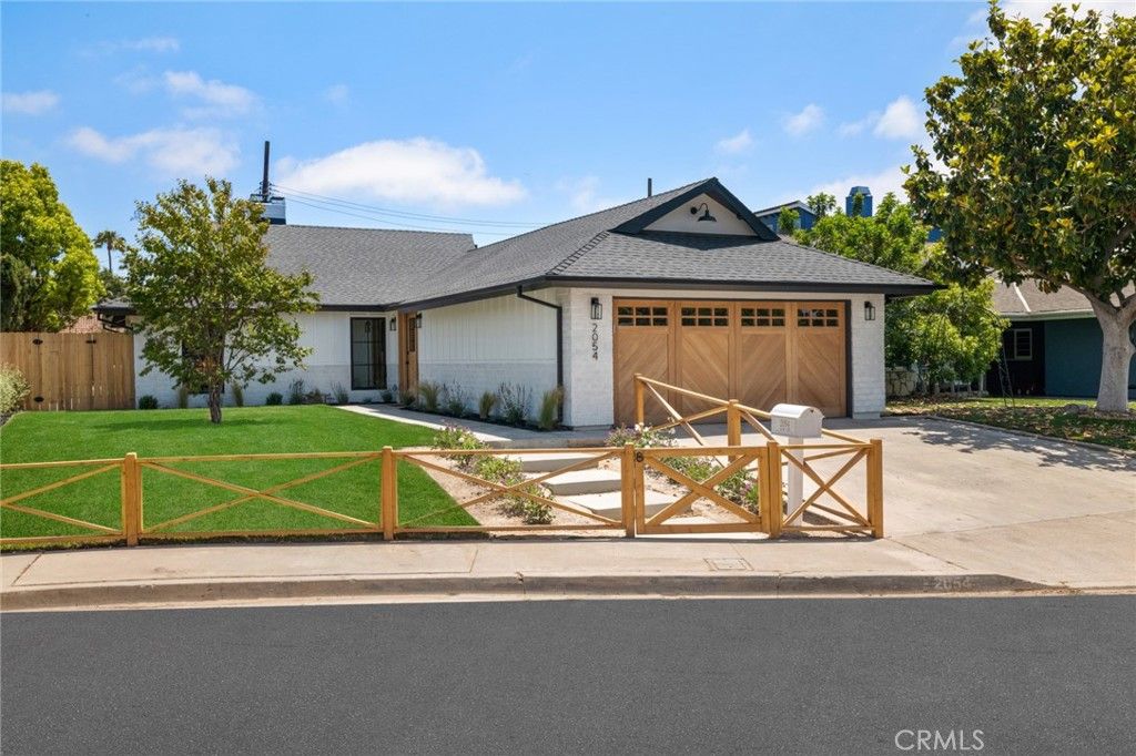listing image 130724288713140561299