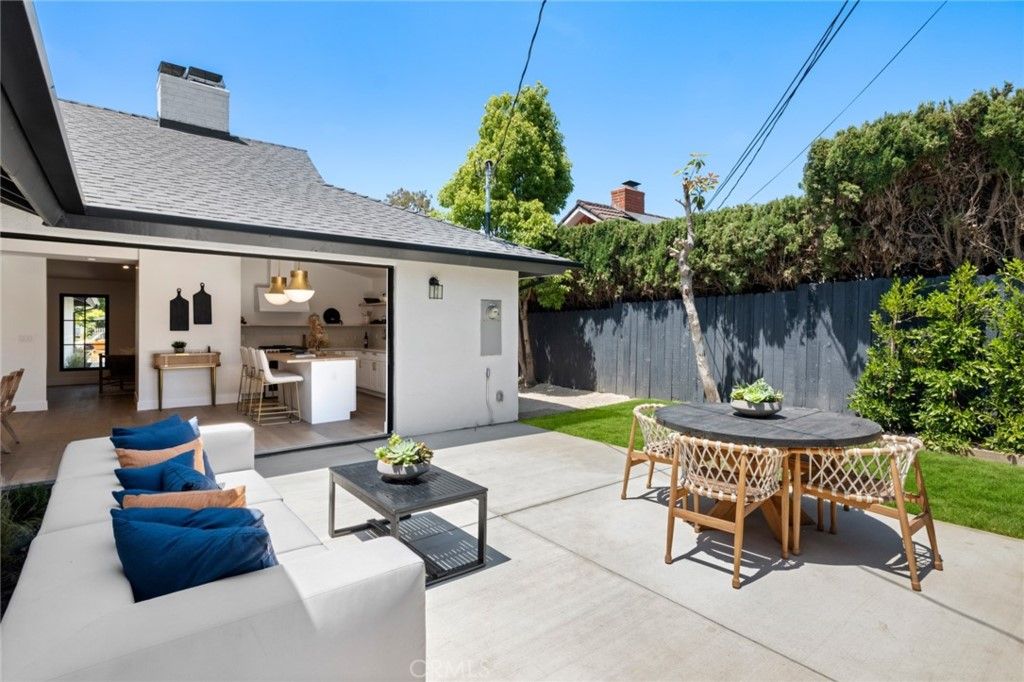 listing image 130721577925687299131