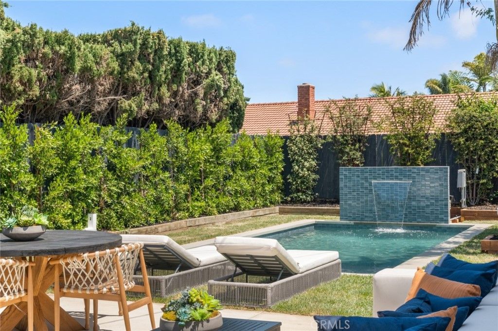 listing image 130725809568266737068