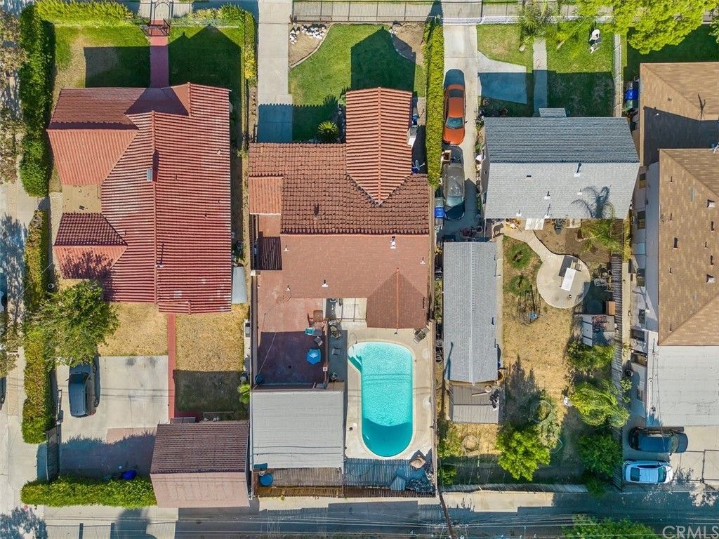 listing image 130729084658007489892