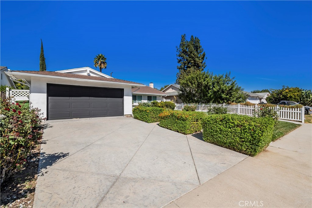 Properties 3 22655 Strathern Street