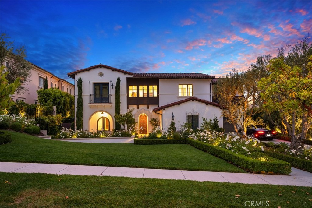 ,Coral Crest - Residential