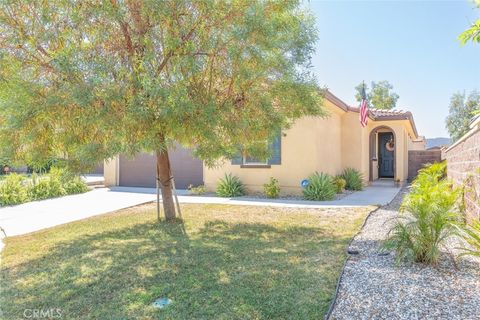 A home in Lake Elsinore