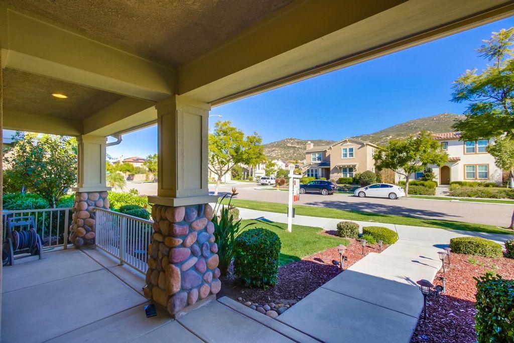 listing image 130723838336798597036