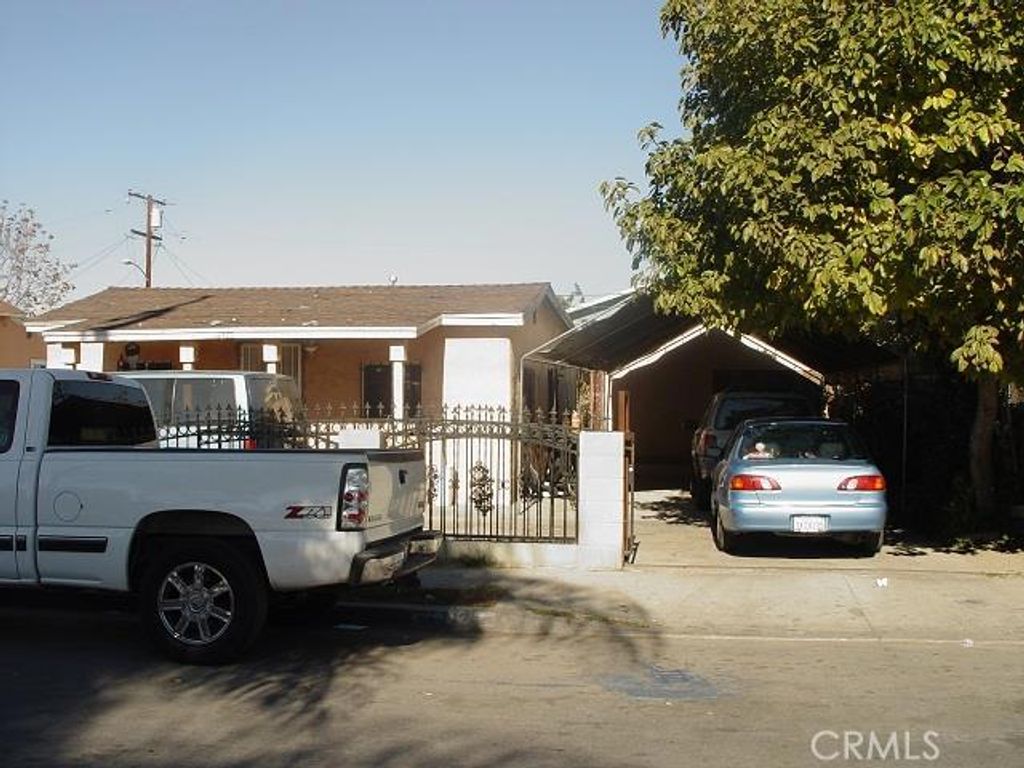 listing image 130729521205485554191