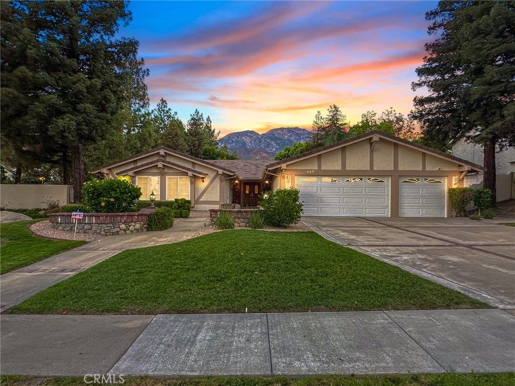 listing image 130723459516604712675